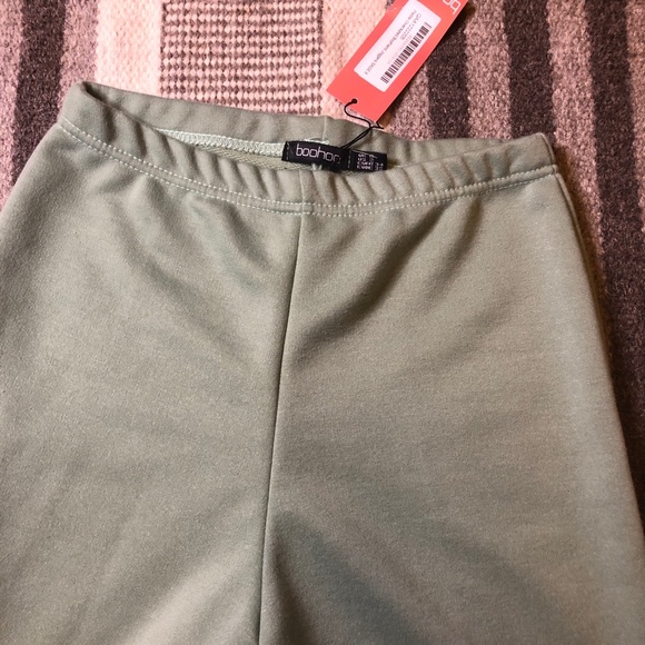 Boohoo  Sage Petite Oversized Boyfriend Joggers - Picture 3 of 6